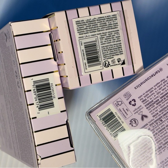 NWT Tarte Bundle Eyeshadow, Mascara, Powder, Lips - Picture 13 of 13